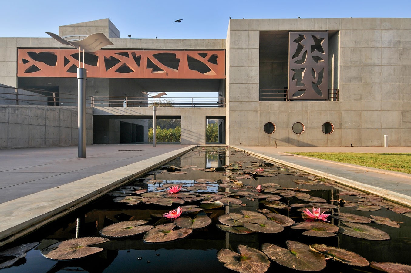 IIM Ahmedabad, DubaiIIM Ahmedabad established its Dubai campus to offer management education to working professionals and global executives. The campus offers a one-year full-time MBA for experienced professionals, along with its flagship General Management Programme for mid- and senior-level executives. It also conducts several executive education programmes throughout the year for professionals from around the world.