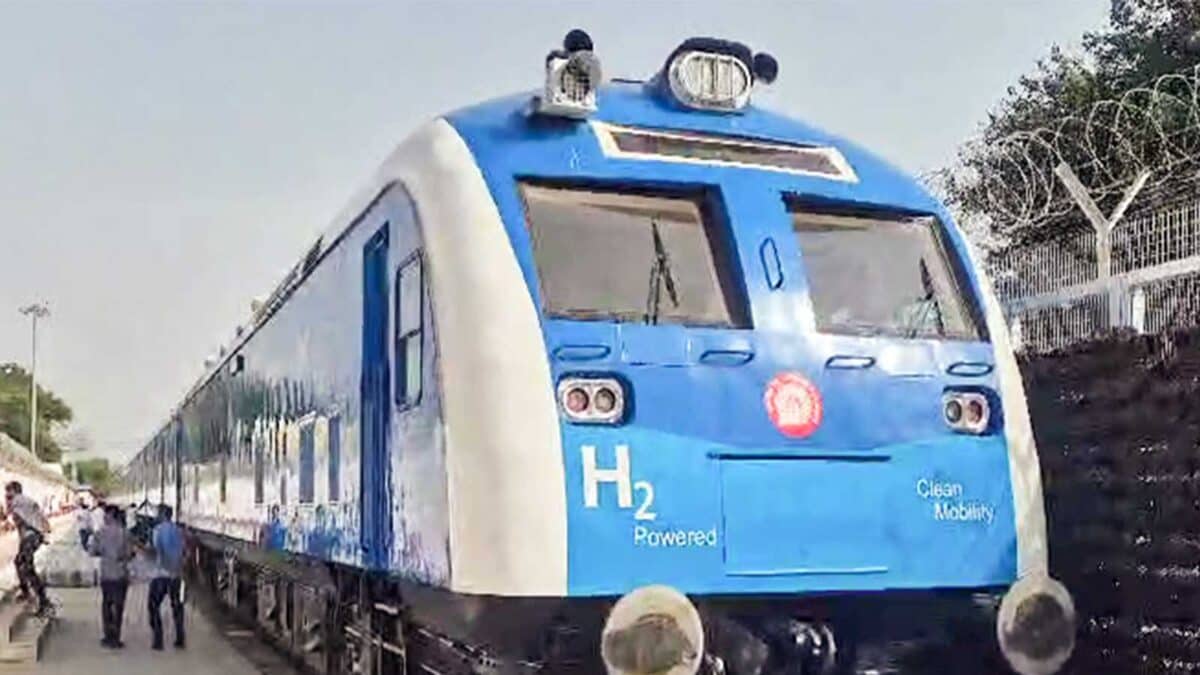 India's First Hydrogen Train Covers 900 Km In 5 Days, Marks Green Rail Milestone