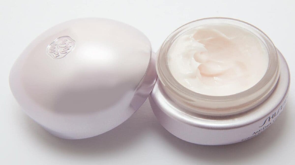 India Warns Against Pakistan-Made Whitening Creams Over Health Risks