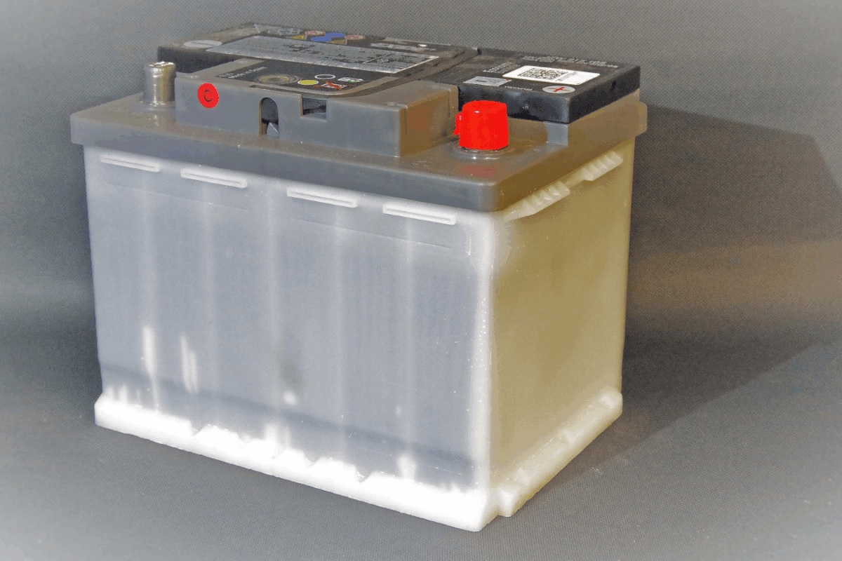 Using An Inverter During The Rainy Season? Avoid These Common Mistakes