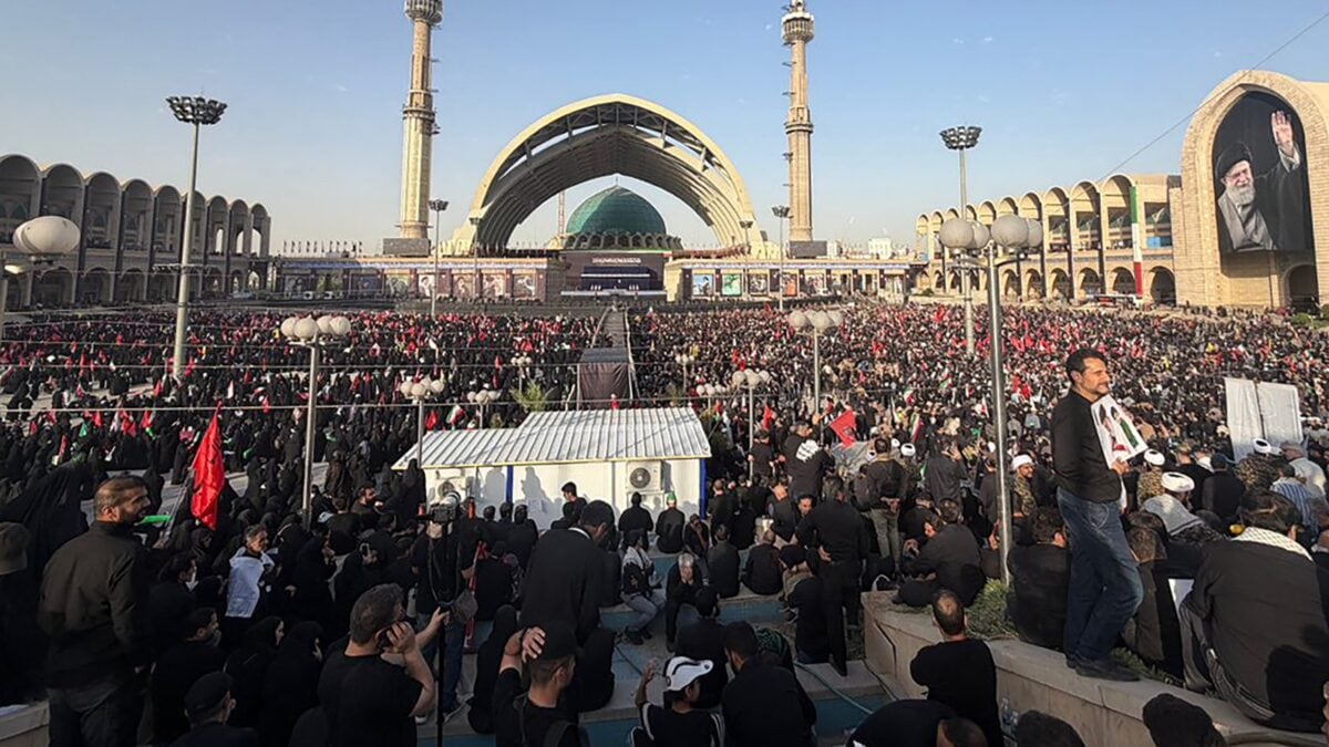 'Death To America, Israel' Chants Ring Out As Ayatollah Ali Khamenei's Funeral Begins In Iran | Watch