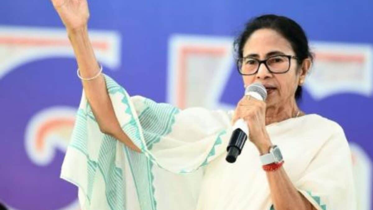 Mamata Banerjee-Led TMC Moves Calcutta HC Seeking Permission For July 21 Martyrs' Day Rally