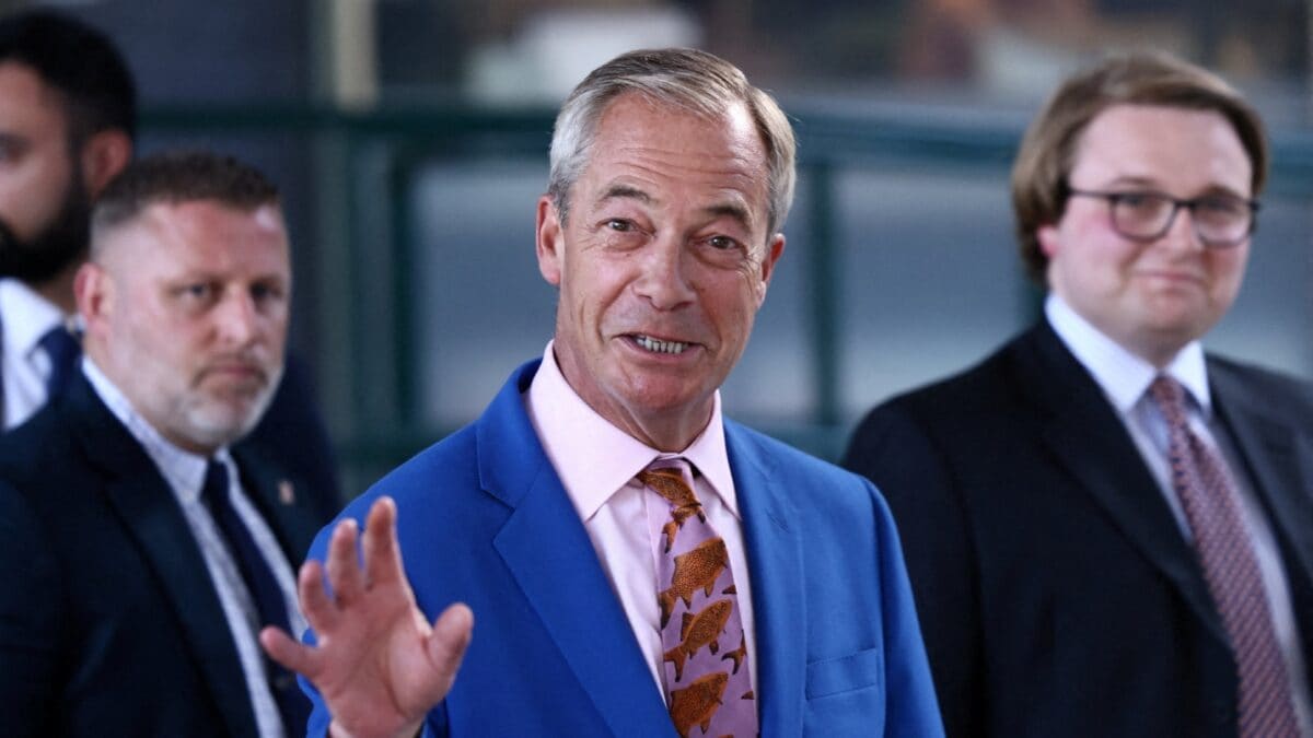 UK's Nigel Farage Resigns As MP, Seeks Fresh Mandate Amid Growing Scrutiny Over Political Funding