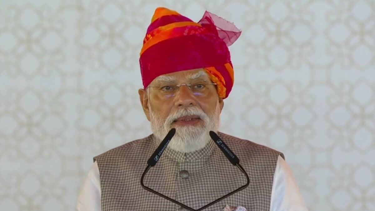 'No Petrol Crisis In India': PM Modi Credits 'India First' Policy For Energy Security Despite Global Oil Crisis