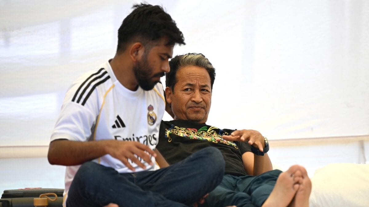 'You Awakened Nation's Conscience': CJP After Sonam Wangchuk Ends Fast, Says Protest Will Continue