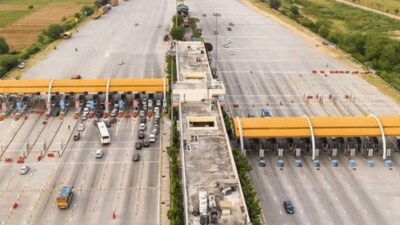 With the main highway nearing completion and key flyovers and interchanges being opened in phases, the Janaula toll plaza is being developed alongside the final stages of the corridor, bringing the new route closer to full operation. (Representative Image)