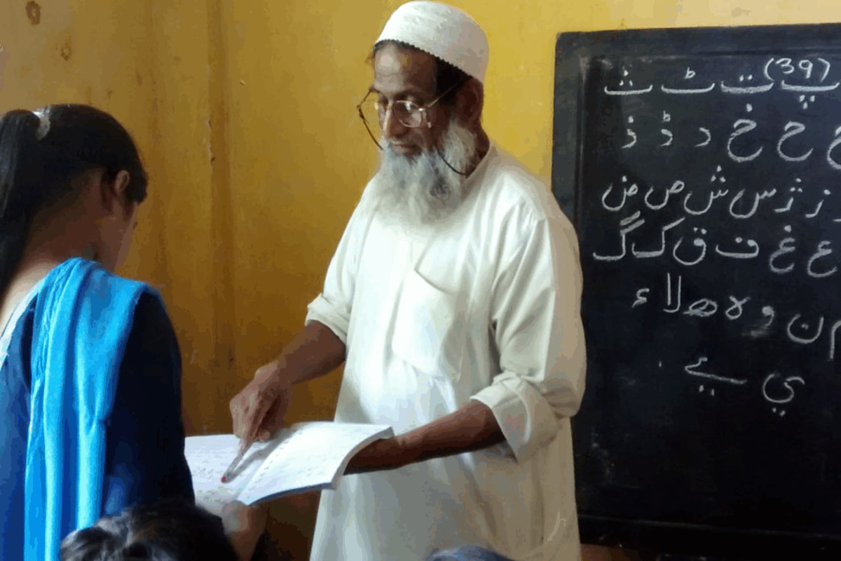 SIR Hunt Unearths Delhi Man's 'Prophet Contest' Certificate: Why Did Hindus Learn Urdu?