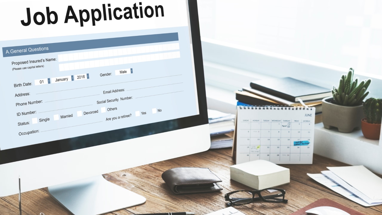 The online application process for UPSC EPFO APFC Recruitment 2026 is scheduled to begin on Saturday, August 22. Interested candidates should keep their documents and other required details ready before the application window opens. Candidates will have time until September 11, 2026, to submit their applications. Applicants are advised not to wait until the last date and should carefully check all details before submitting the form.
