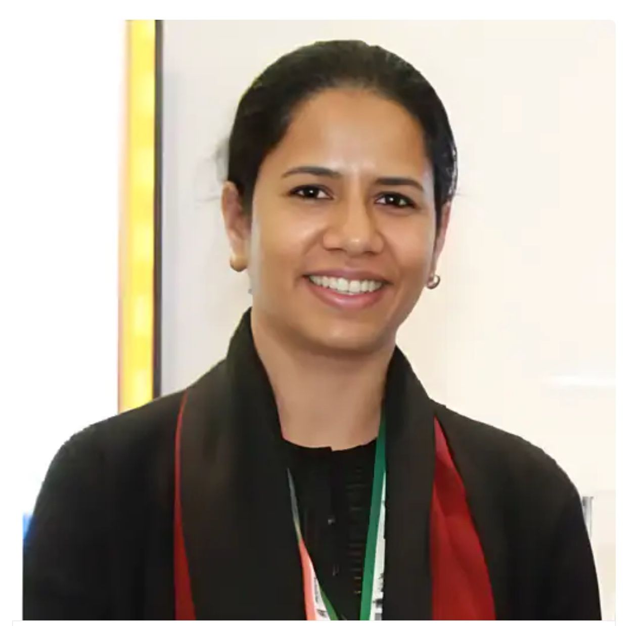 After completing her postgraduate studies, Nidhi set her sights on a career in scientific research. In 2007, she was selected at the Bhabha Atomic Research Centre (BARC) and moved to Maharashtra for the job. She also reportedly topped her scientist training at BARC and received a gold medal. However, while she had established herself in the field of science, Nidhi had another ambition - to work in the civil services and contribute to public administration.