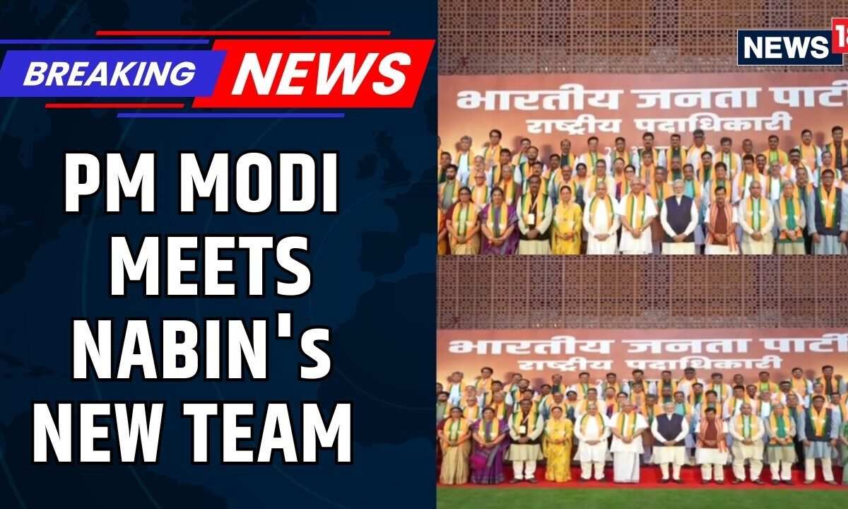 PM Modi Gets Warm Welcome From Nitin Nabin at BJP HQ as New Team Takes Centre Stage | News18