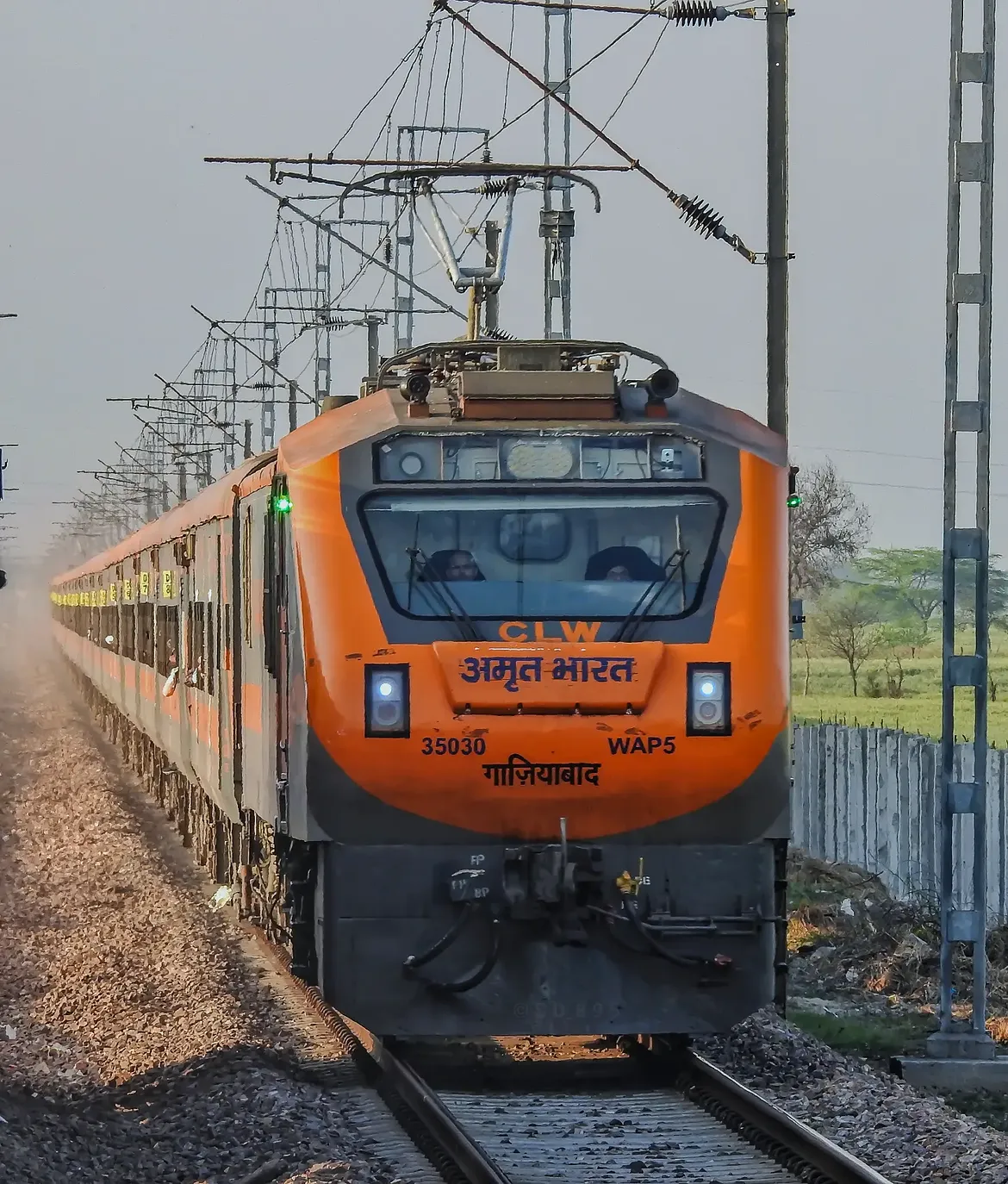 Which One Is Faster?Vande Bharat has a design speed of 180 kmph and generally operates at around 130–160 kmph, depending on the route and track conditions. Amrit Bharat has a maximum operational speed of around 130 kmph, making Vande Bharat the faster option.