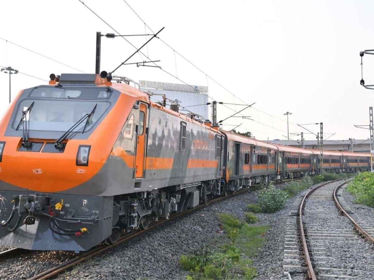 Amrit Bharat 3.0: New AC Coaches To Bring Vande Bharat-Style Features For Passengers