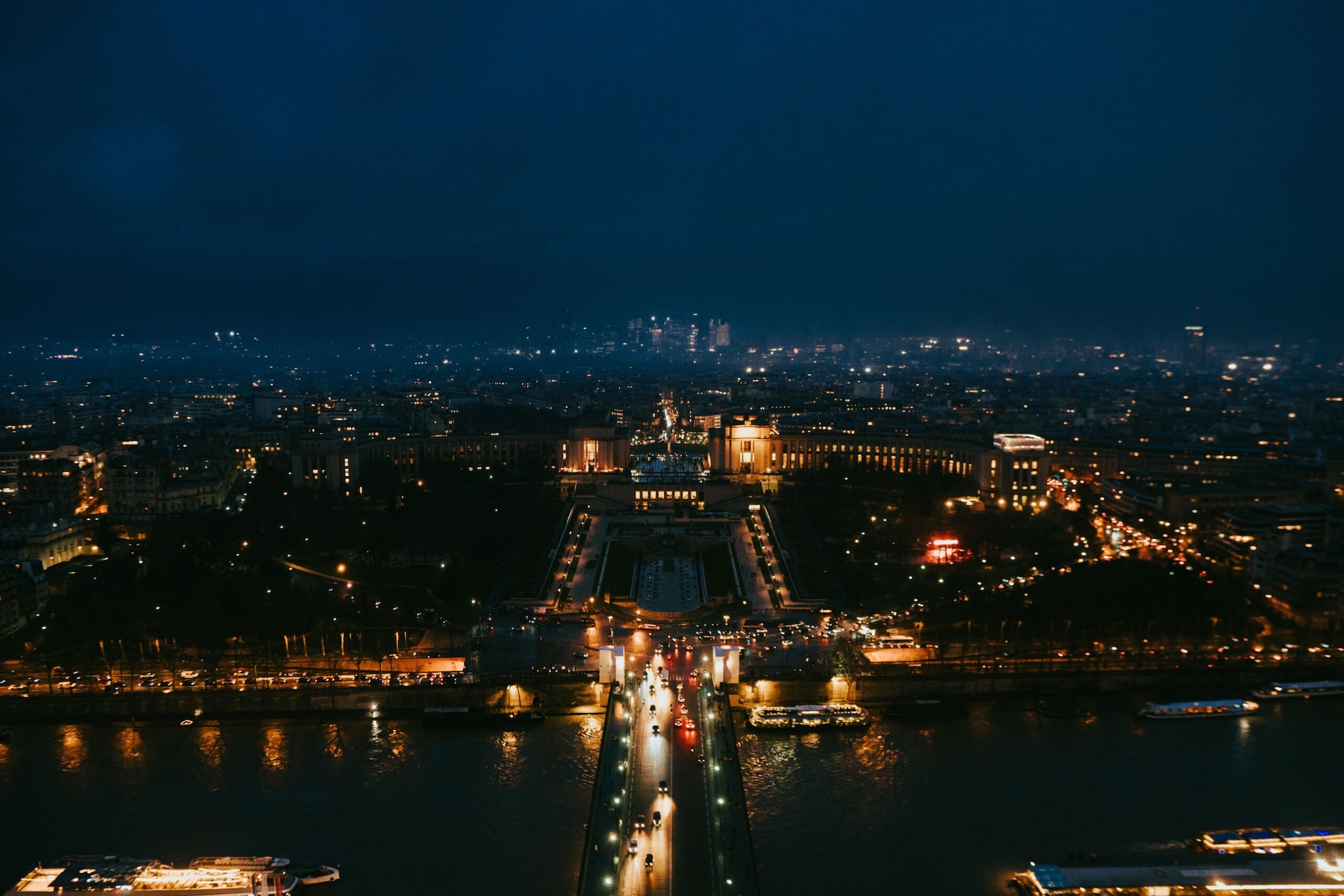 Paris, France: Securing the top tier of global travel, the City of Light continues to enchant visitors with its iconic architecture, romantic atmosphere, celebrated artistic heritage, and premier gastronomy. (Representative Image: Pexels)