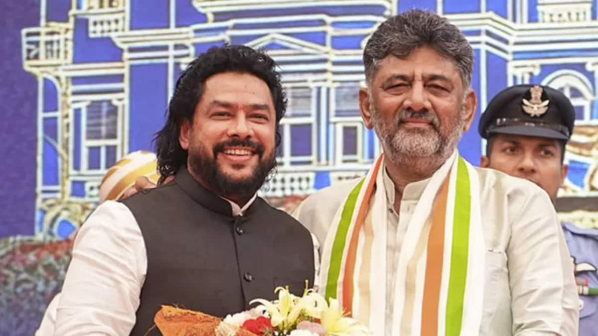Photo: news18.com Karnataka Minister B Nagendra Resigns Amid Corruption Allegations