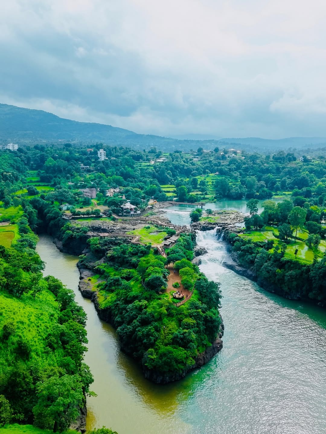 Looking For A Quiet Monsoon Escape? This Hidden Maharashtra Gem Is Perfect For A Weekend Trip