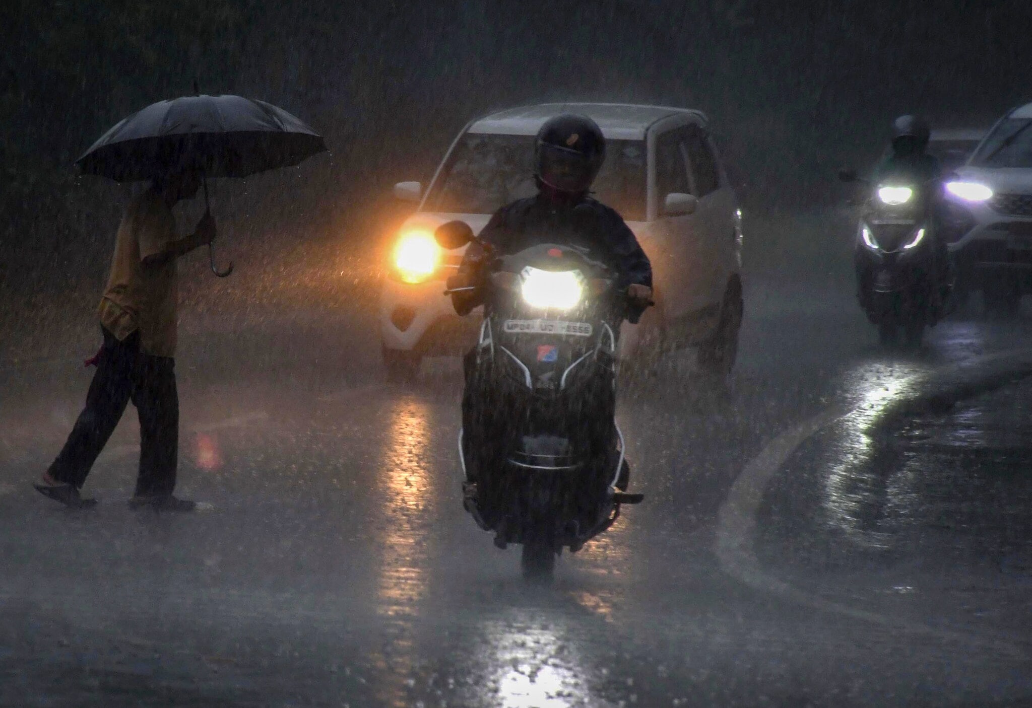 Weather Forecast Tomorrow: IMD Issues Heavy Rain Alert For Several States, Check Details Weather Forecast Tomorrow: IMD Issues Heavy Rain Alert For Several States, Check Details