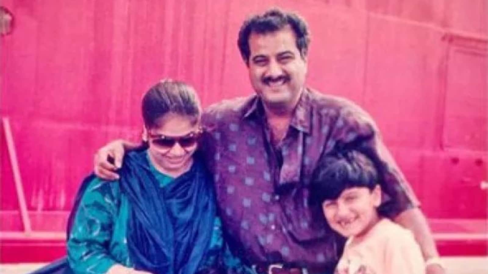Boney Kapoor, Mona