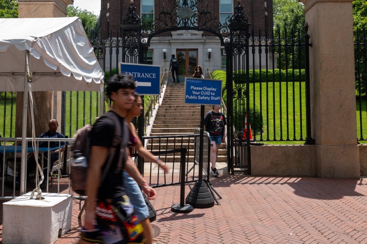 Indian Students Face Setback As US Visa Approvals Drop 62% In 2025, China Sees Only 34% Fall