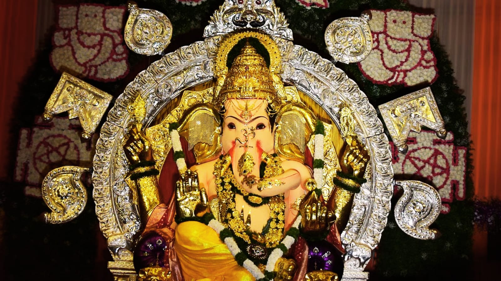 Lalbaugcha Raja Vs Mumbaicha Raja Vs GSB: What Makes Mumbai’s Famous Ganpatis Unique? 25 GSB Seva Mandals Ganpati at Kings Circle 2026 08 359c466fd4ed404f4ccfc1548f0834bd