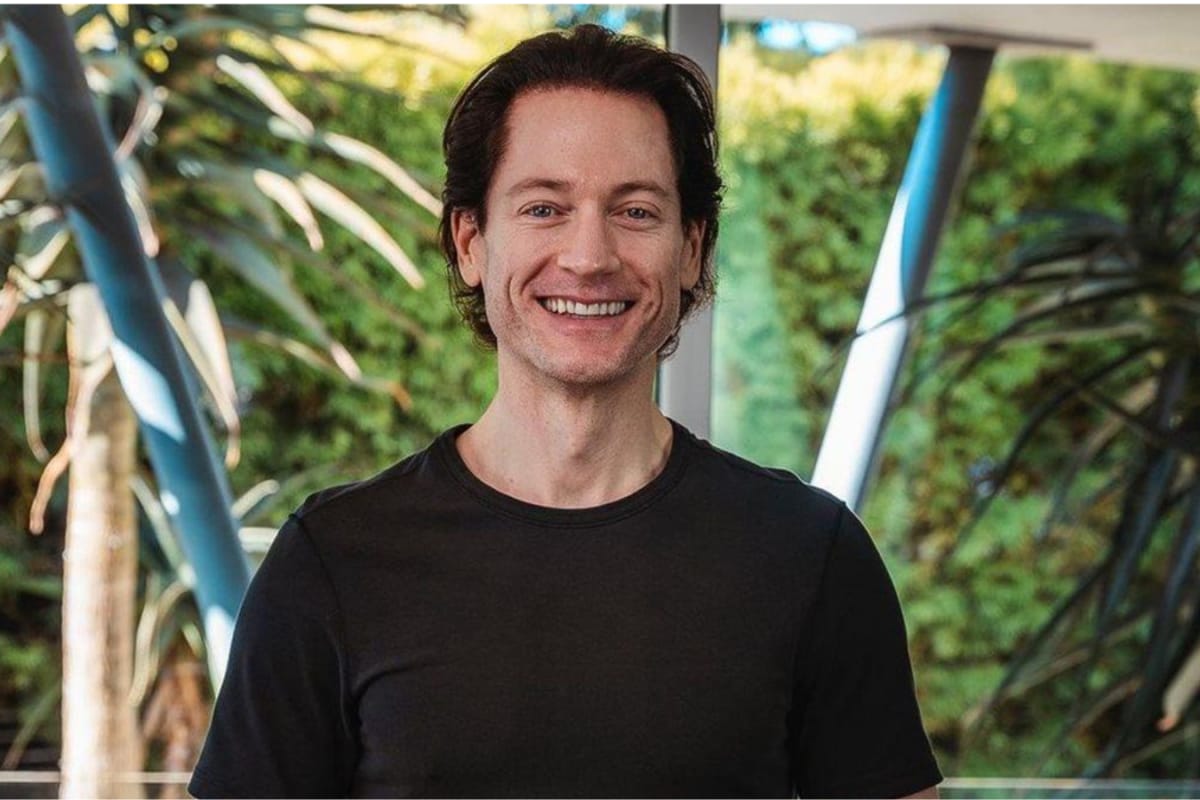 Bryan Johnson Shares The 5 Steps He Takes To Get The Best Sleep & Live Forever