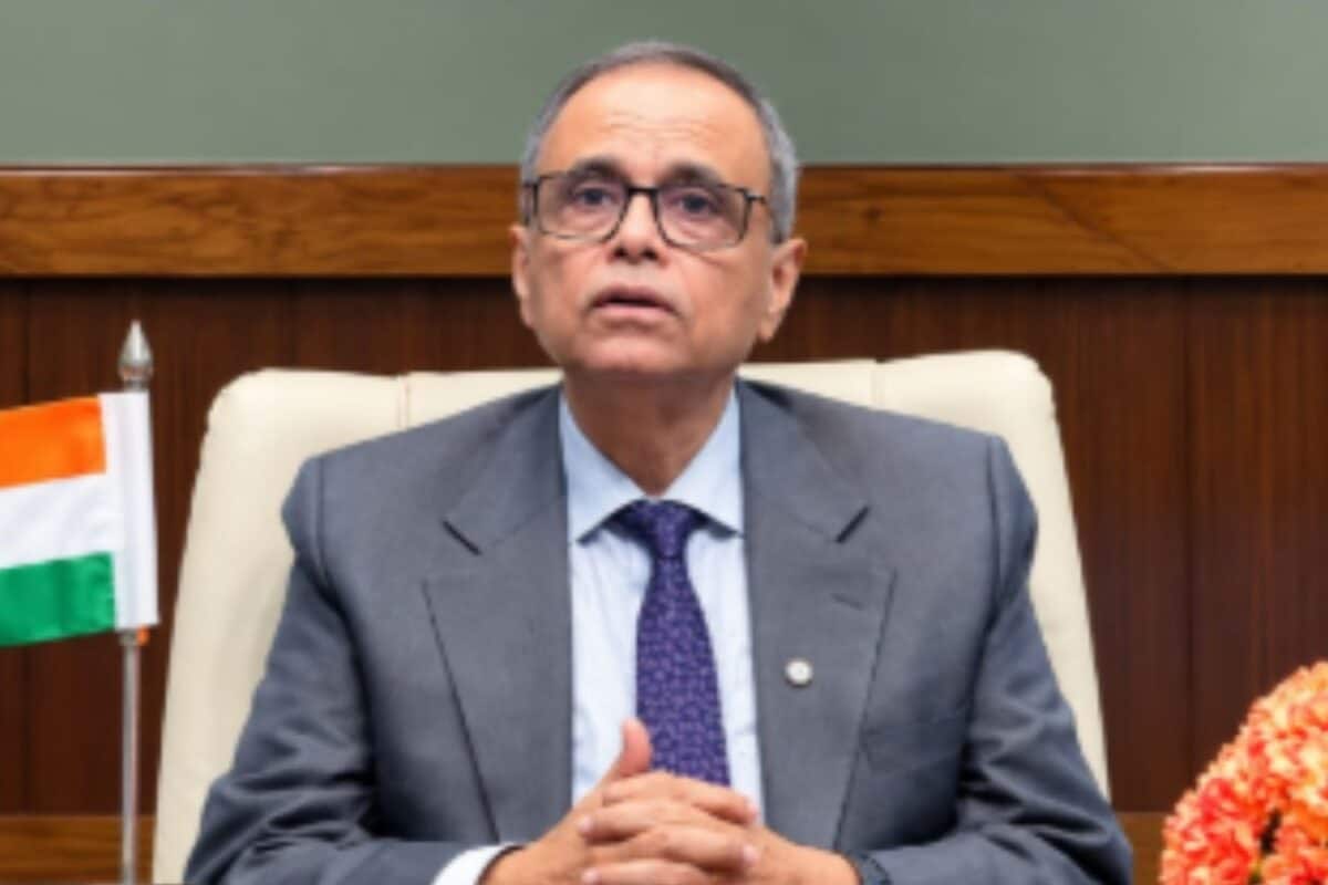SC Judge Flags Risks From 'Digital Mobs' On Social Media, Terms It 'Hydra-Headed'