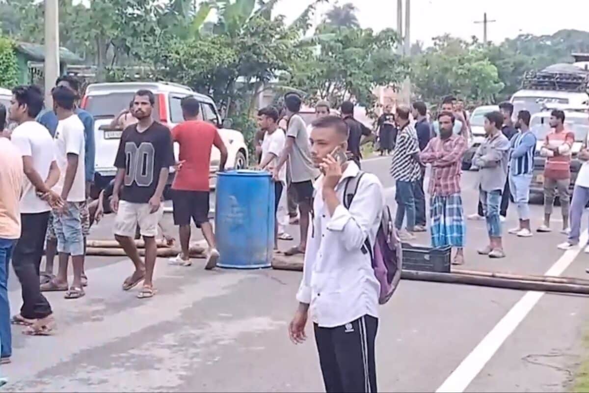 Assam Teen Found Dead At Home With Crushed Face, Rod Inserted Into Private Parts; Family Alleges Rape