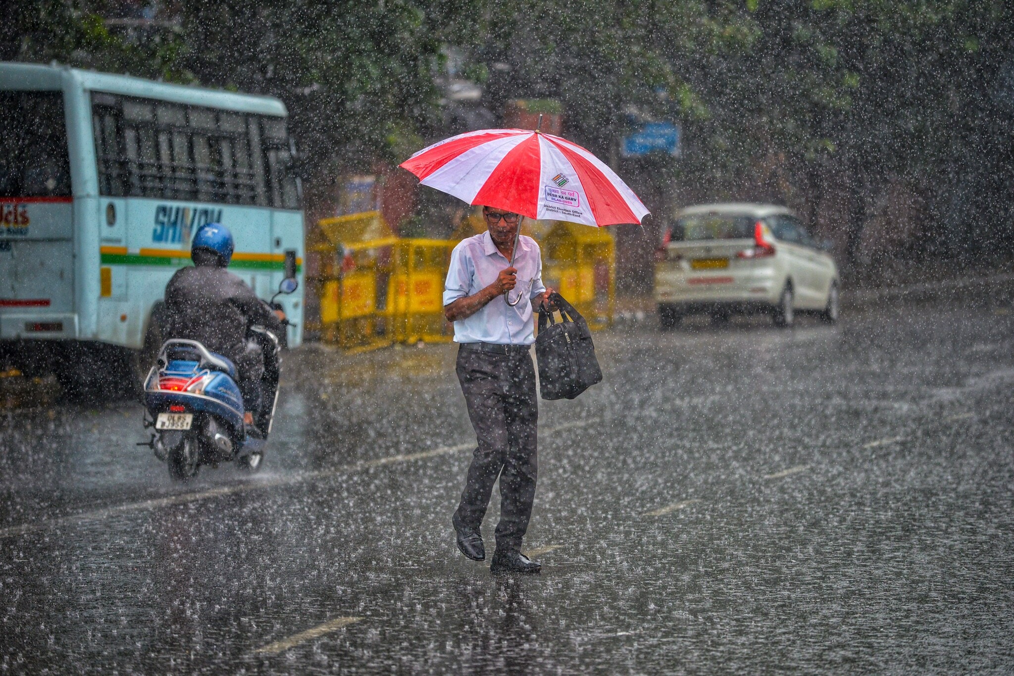Weather Forecast Tomorrow: IMD Issues Heavy Rain Alert For Several States, Check Details Weather Forecast Tomorrow: IMD Issues Heavy Rain Alert For Several States, Check Details