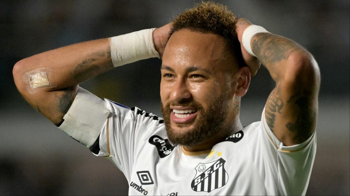 Neymar 'Not Thinking About Retirement', Wants To Do His Best For Santos FC cover