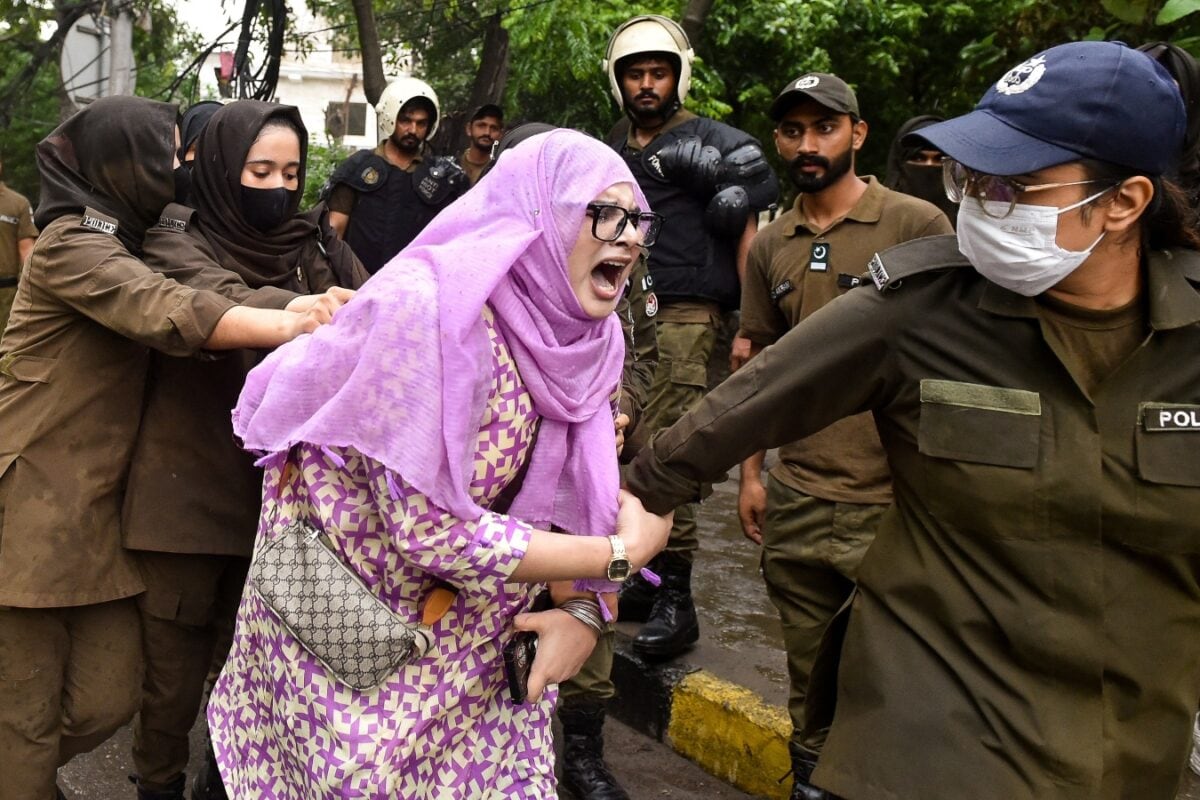 PoK Siege: Massive Protests Erupt Across Pakistani Cities Over Rawalakot Killings | Exclusive