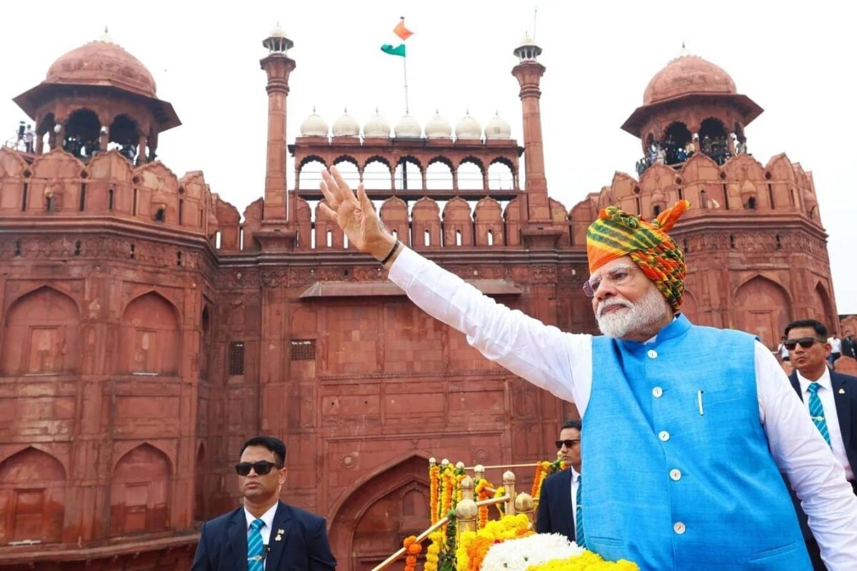 PM Modi’s 76th Birthday: 76 Diyas To Illuminate Red Fort, Special ‘Aashirwad Ka Diya’ To Be Lit