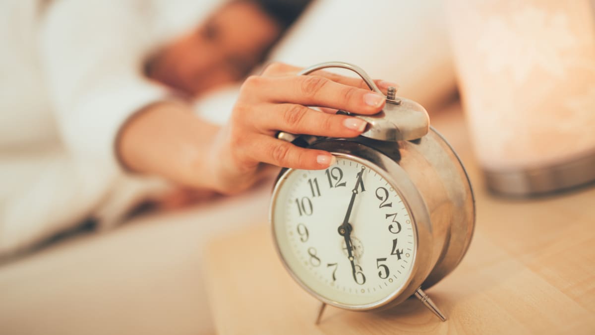 Can You Wake Up Without An Alarm? These Sleeping Habits May Help | Health and Fitness News