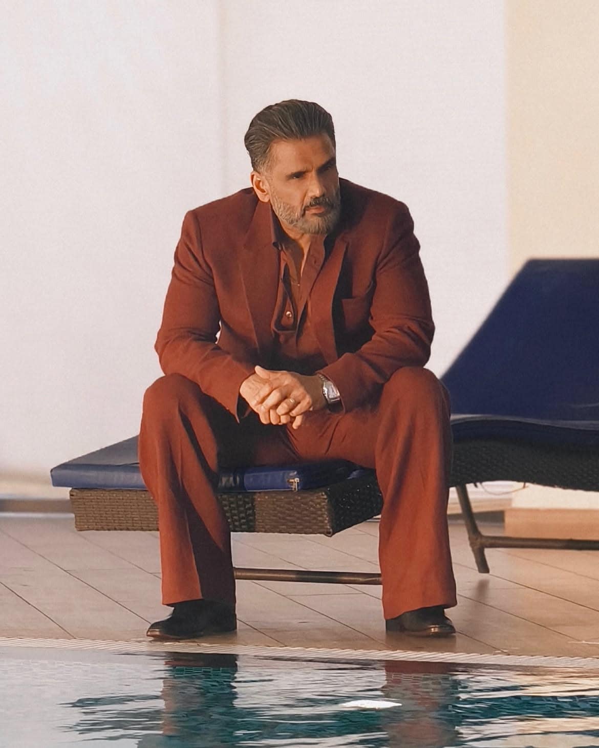 Several of Suniel Shetty’s projects reportedly faced production problems. Some were shelved soon after their titles were announced, while others had posters released. Budget issues and the absence of financiers also forced some films to stop during production. Several of Suniel Shetty’s projects reportedly faced production problems. Some were shelved soon after their titles were announced, while others had posters released. Budget issues and the absence of financiers also forced some films to stop during production.