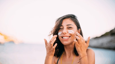 Beat the Heat: Top 7 Sunscreens Under Rs 800 for Humid Weather