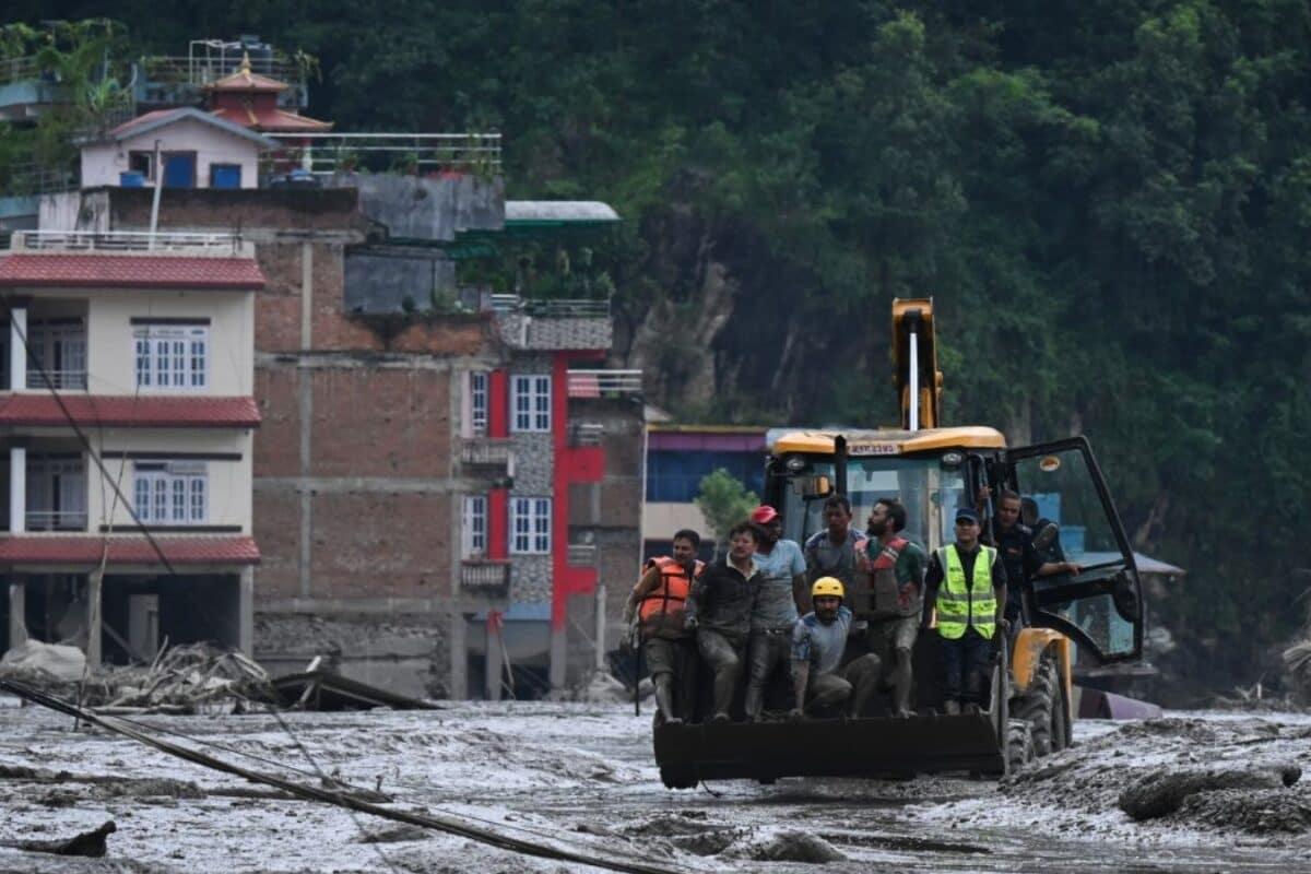 Himalayan Disaster Unfolds: 558 Missing In Tibet Mudslide Including 260 Foreigners, 165 Killed