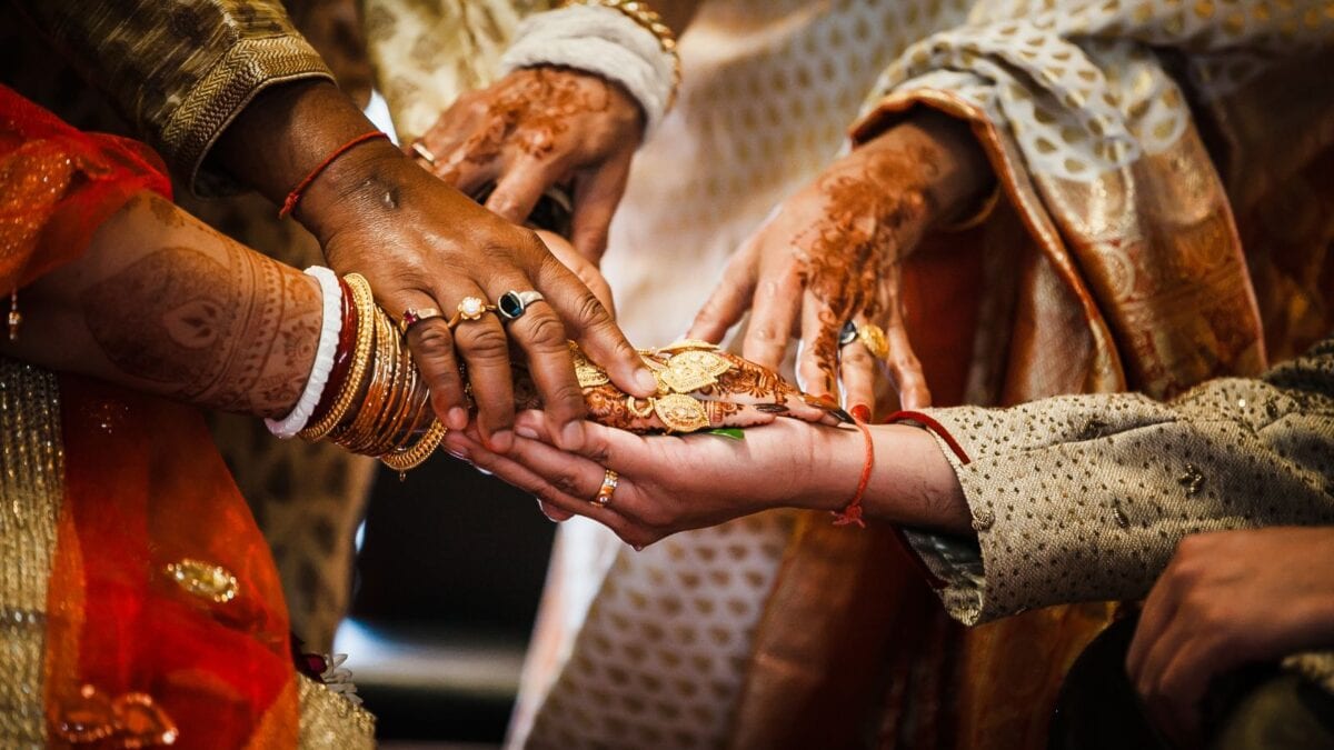 They Want ₹2-3 Crore Assets': Reddit Post Claims Brides' Families Are Making Big Demands In Arranged Marriage Market | Viral News - News18