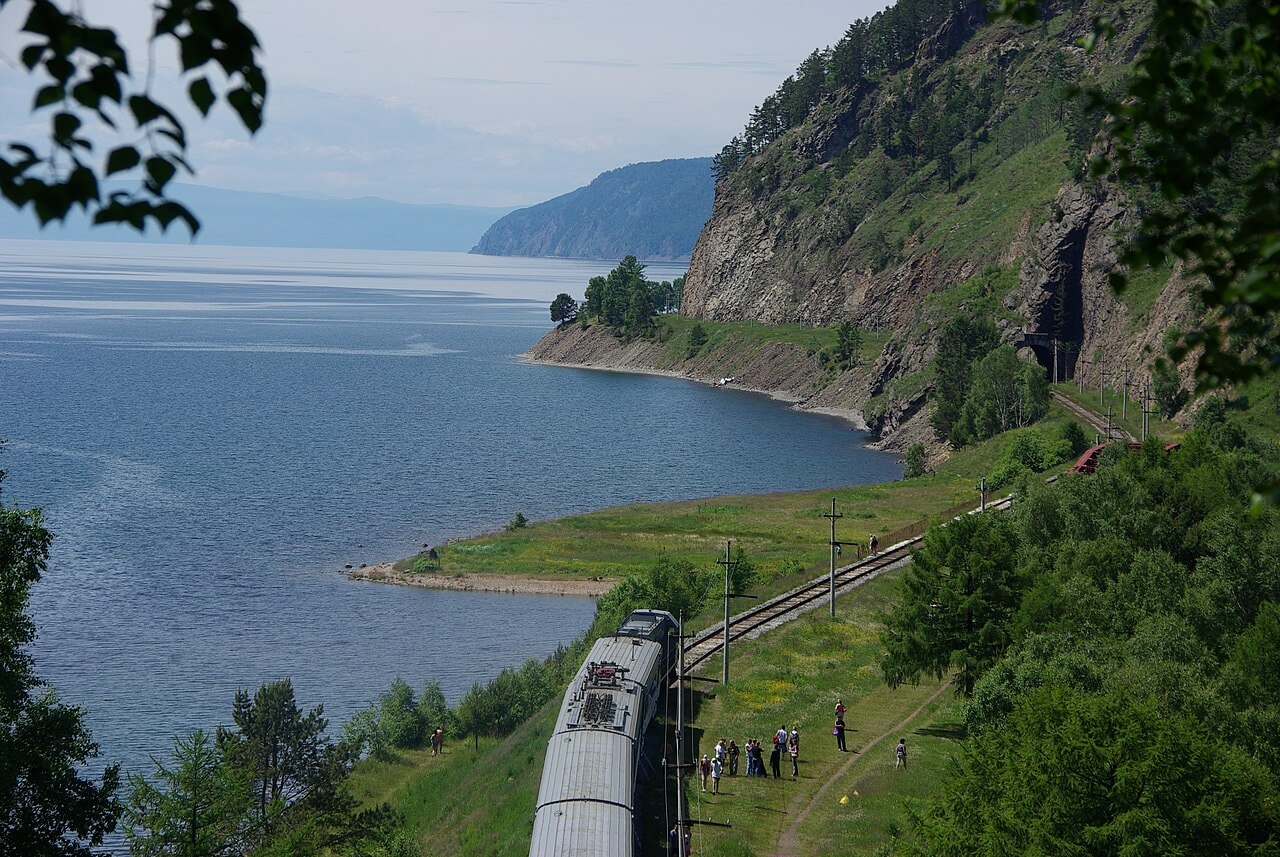 GK: Which Is The World’s Longest Train Route? It Takes Nearly 7 Days And Crosses 8 Time Zones