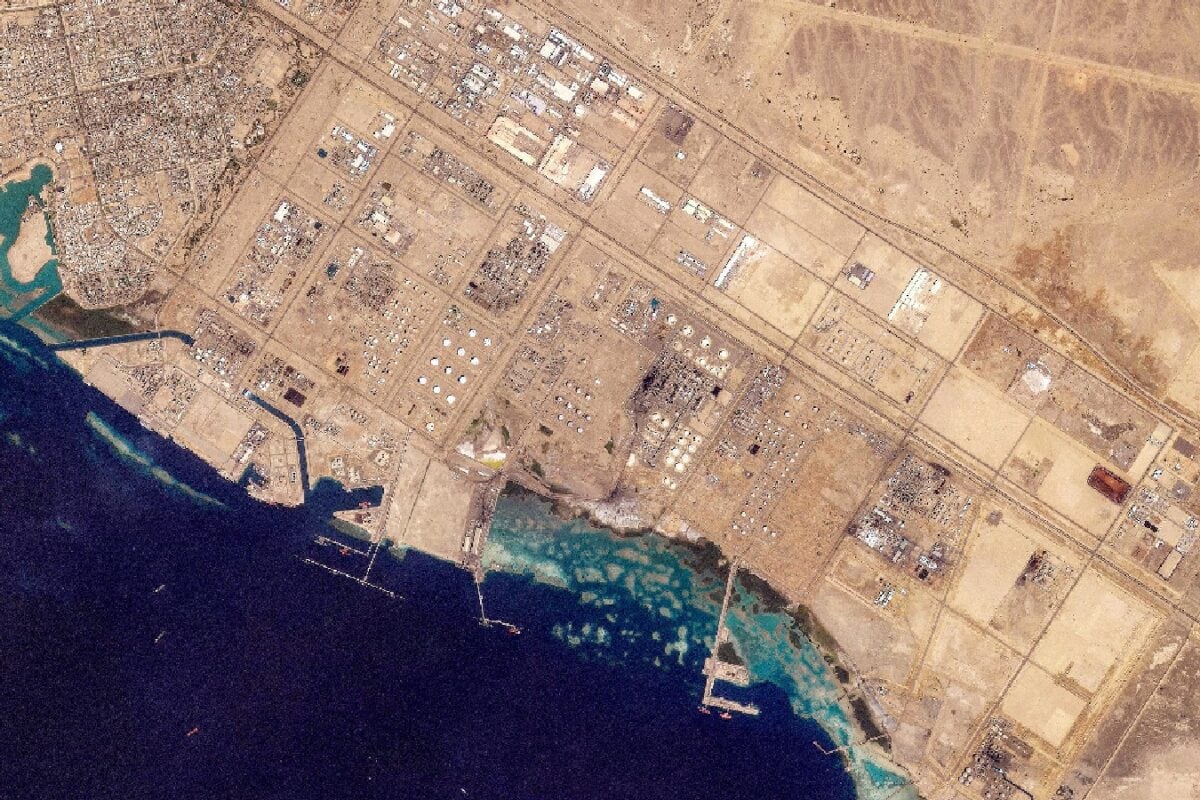 'Unknown Projectile' Hits Vessel Off Saudi Arabia's Red Sea Coast, Sets Main Deck Ablaze