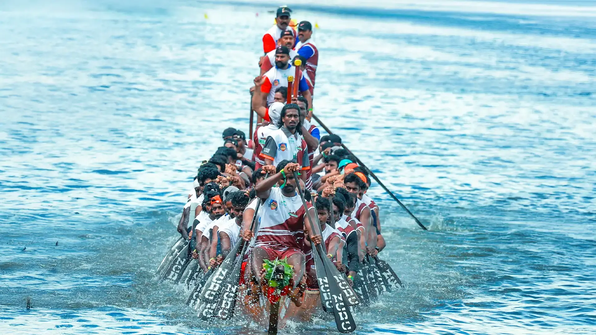 Nadubhagam Chundan finished a close second in 4:23:448, followed by Veeyapuram Chundan in third place with a time of 4:23:770. (Image: keralatourism.org) Nadubhagam Chundan finished a close second in 4:23:448, followed by Veeyapuram Chundan in third place with a time of 4:23:770. (Image: keralatourism.org)