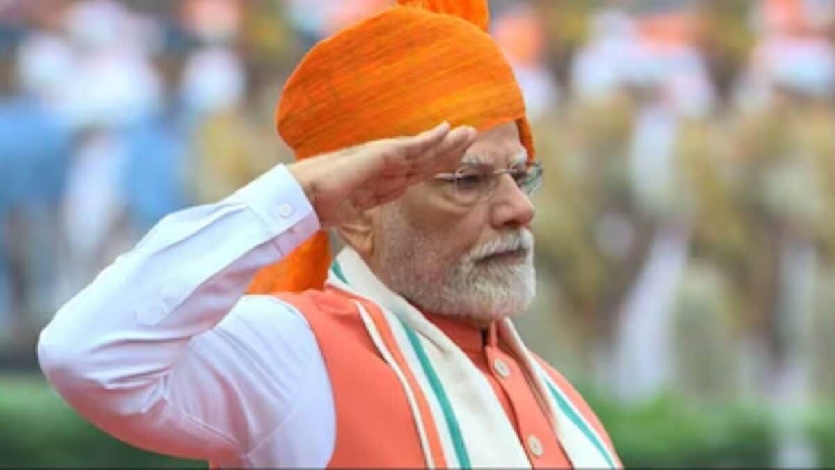 வந்தே மாதரம் முதன்முறையாக செங்கோட்டையில் இசைக்கப்படுகிறது