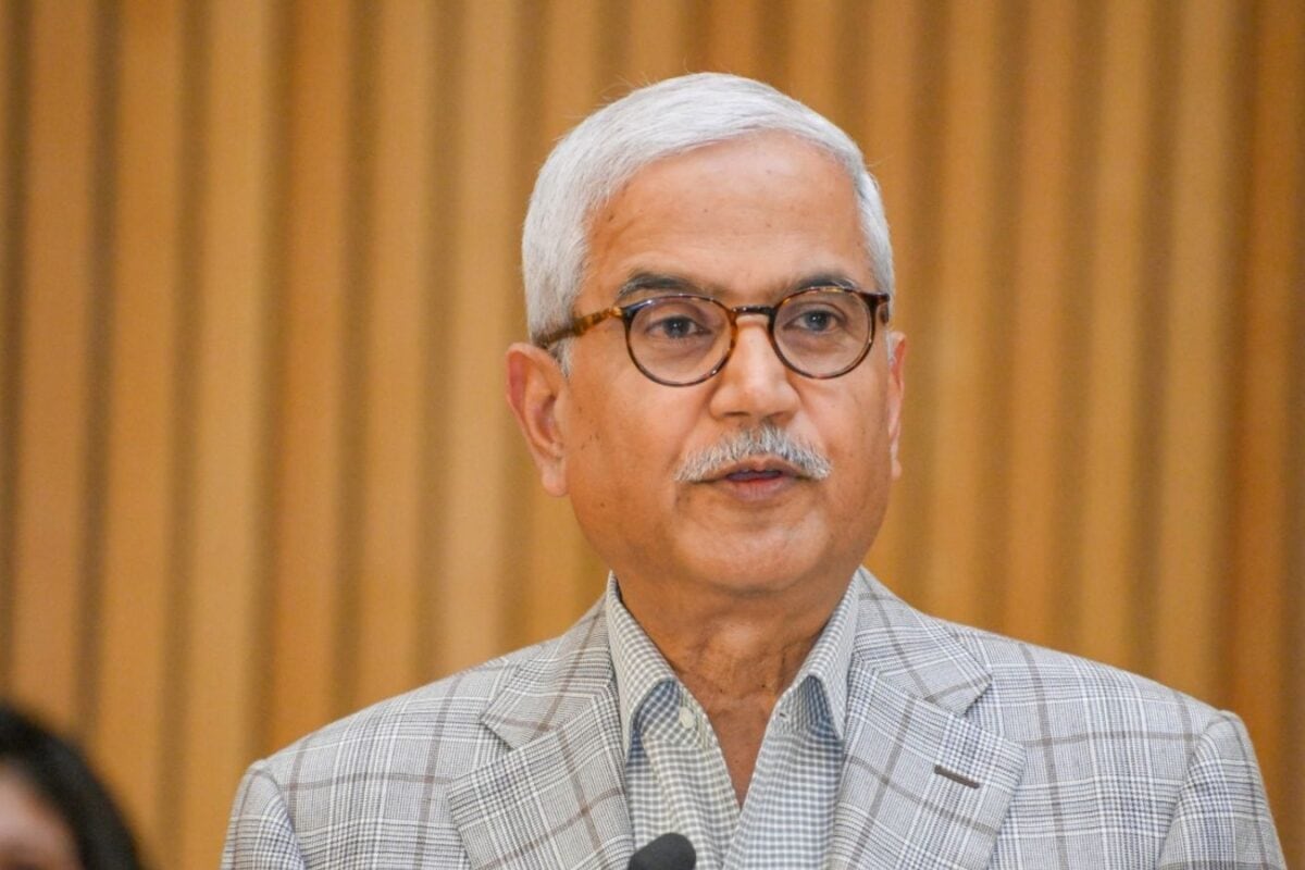 IndiGo Co-Founder Rakesh Gangwal Commits Rs 300 Crore More To Alma Mater IIT Kanpur