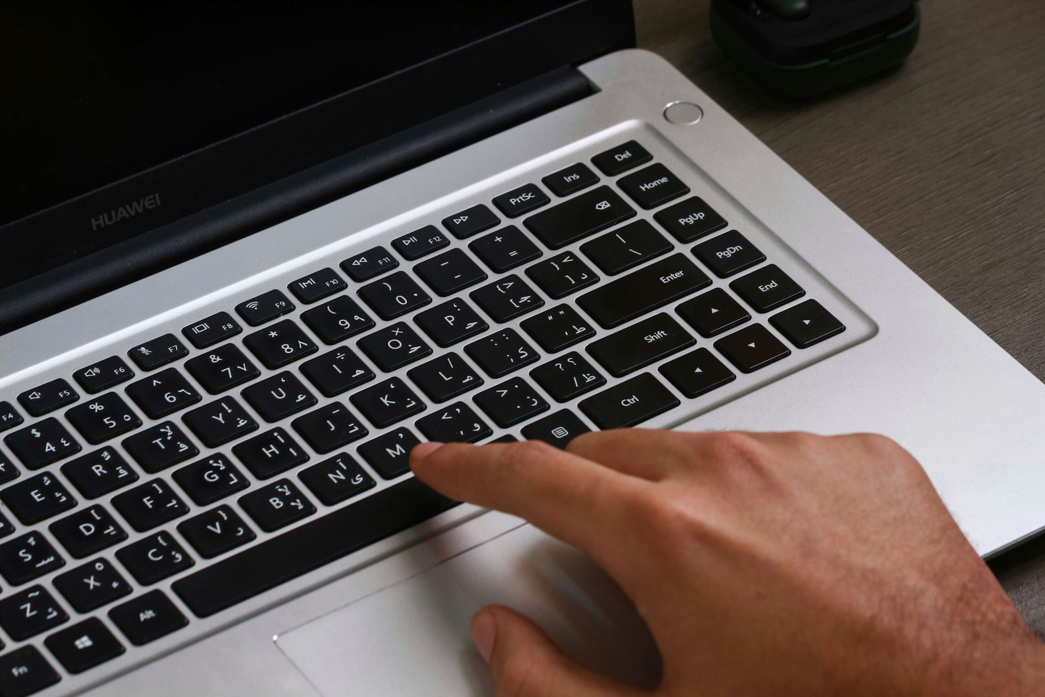 And this idea is much older than today's laptops. The concept of using physical markers to help typists position their hands dates back to the era of typewriters and touch typing. As keyboards evolved from typewriters to computers, the basic layout and many of its practical design features remained.