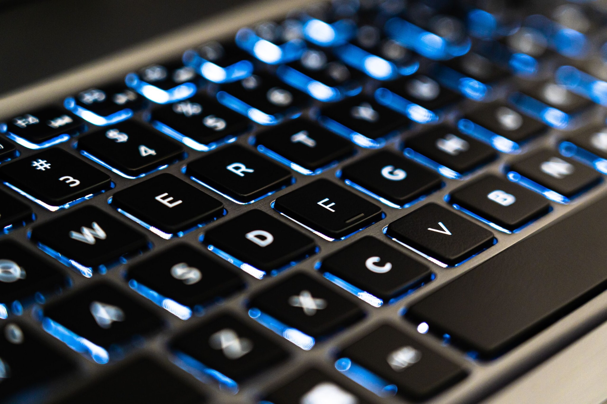 Interestingly, F and J aren't the only keys that can have tactile markers. On many numeric keypads, the number 5 key also has a raised bump. It serves essentially the same purpose, helping users orient their hands without looking, especially when entering numbers quickly.