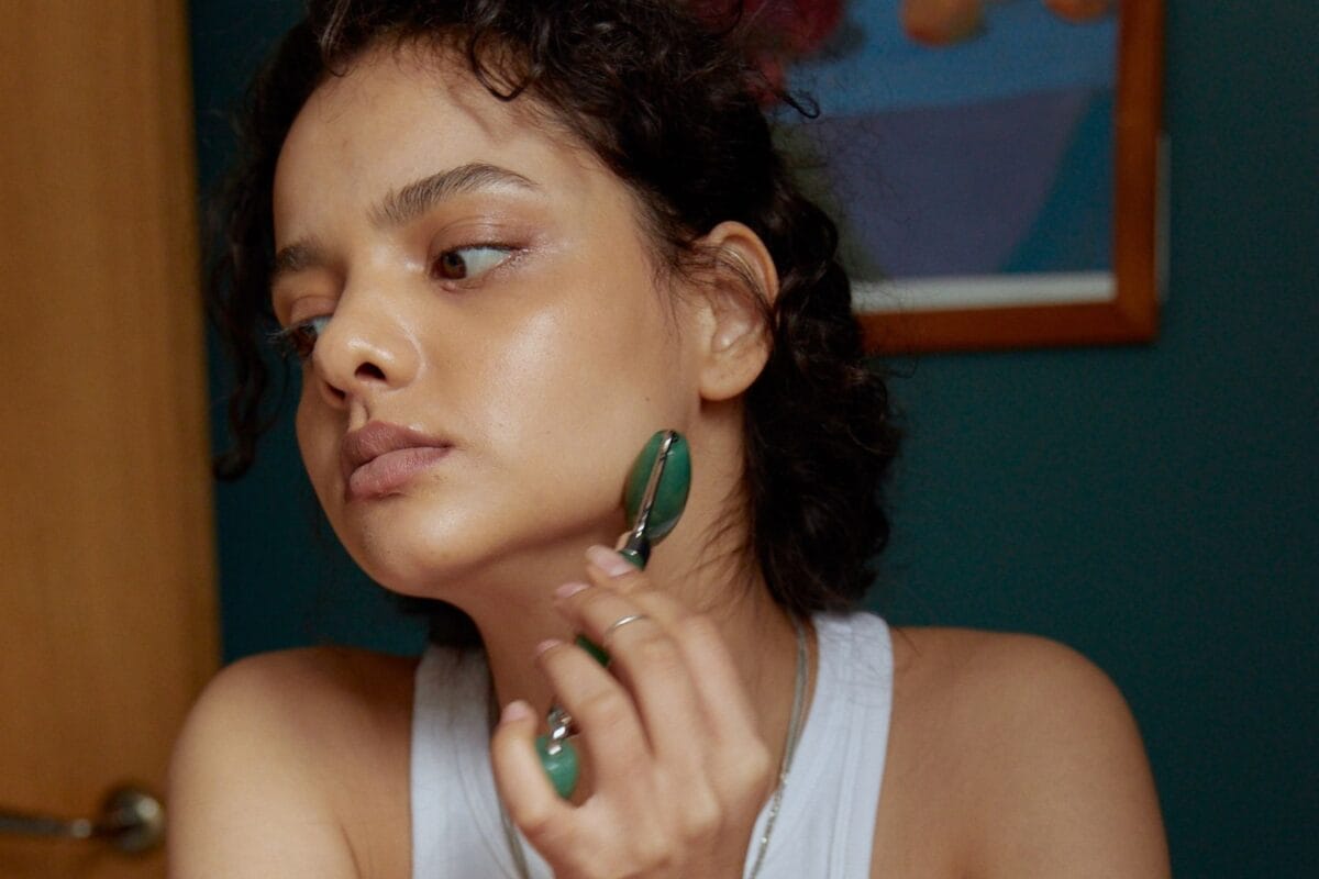 Skincare 101: These Are The Best Jade Rollers And Facial Tools To Buy Under Rs 1,500 for Daily Skincare