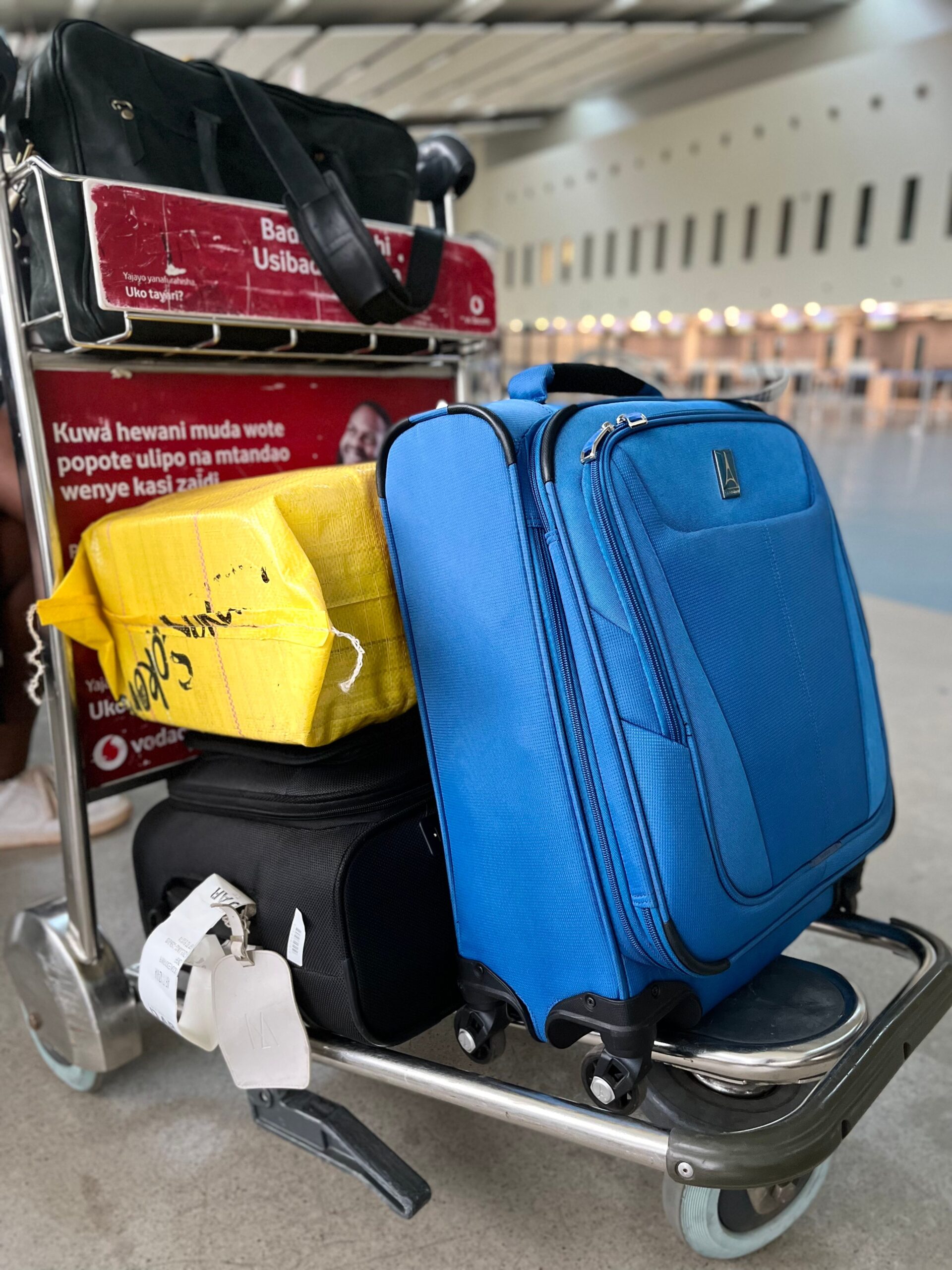 It Also Protects Your LuggageThe brake isn't just about preventing accidents. It can also make loading and unloading easier. A stationary trolley is much easier to manage when you're lifting a heavy suitcase onto it or removing one. Airport trolley designs can carry substantial loads, so keeping the wheels locked or controlled while bags are being loaded adds stability. Some airport trolley specifications also require the braking system to act on the wheel rim or shoulder rather than directly wearing down the rubber tyre.
