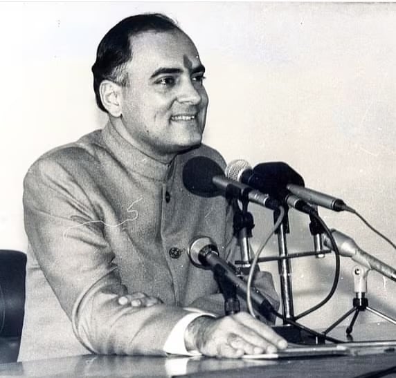 Rajiv Gandhi served as India’s Prime Minister from 1984 to 1989. He is remembered for his focus on modernisation, technology and India’s future, while Sadbhavana Diwas marks his birth anniversary.