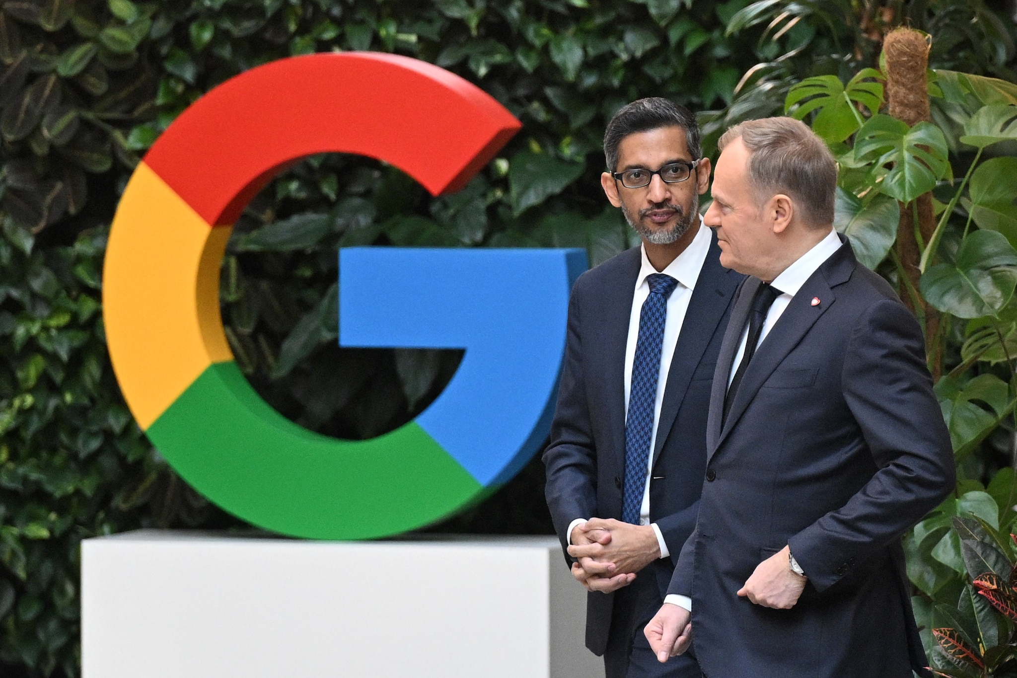 Pichai later earned an MBA from the Wharton School at the University of Pennsylvania. He was recognised as a Palmer Scholar and was also named a Siebel Scholar. Pichai later earned an MBA from the Wharton School at the University of Pennsylvania. He was recognised as a Palmer Scholar and was also named a Siebel Scholar.