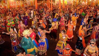Best Garba and Dandiya Nights Across India for Navratri 2026