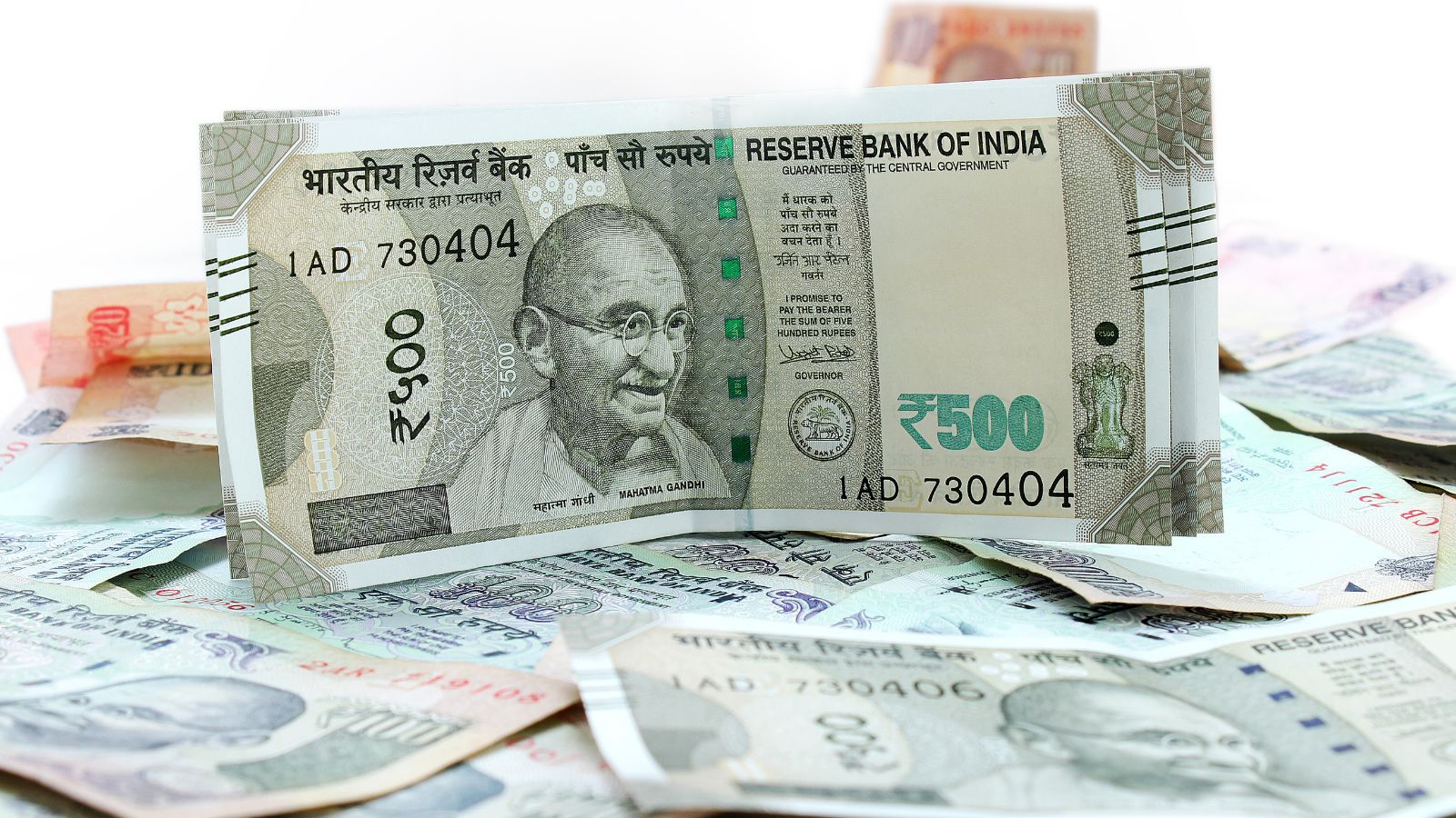 money saving tips India, wealth building habits, personal finance tips, monthly savings plan, investment planning, mutual fund investment tips, health insurance benefits India, how to save salary, ways to reduce monthly expenses, money saving tips, how to invest, ways to increase wealth, investment in mutual funds, why health insurance is necessary