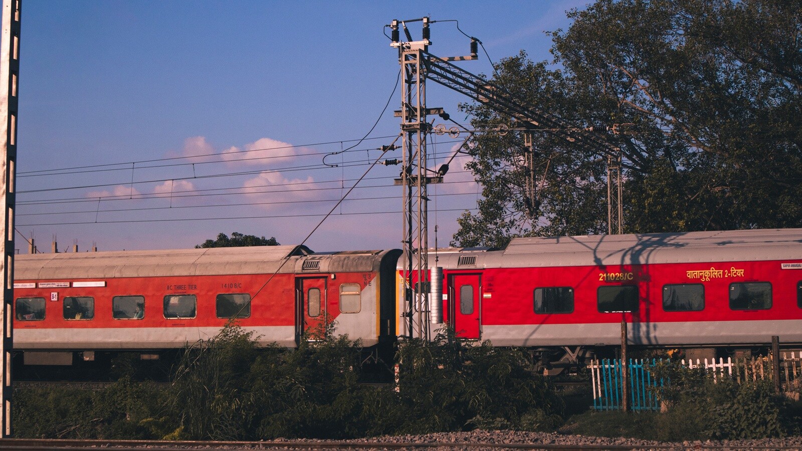 Diwali 2026 train ticket booking, Indian Railways Diwali booking dates, Diwali special trains 2026, IRCTC train ticket booking, Diwali train reservation 2026, festival special trains, Diwali train tickets, railway ticket reservation dates, festival special trains, IRCTC ticket booking, special trains, train ticket booking