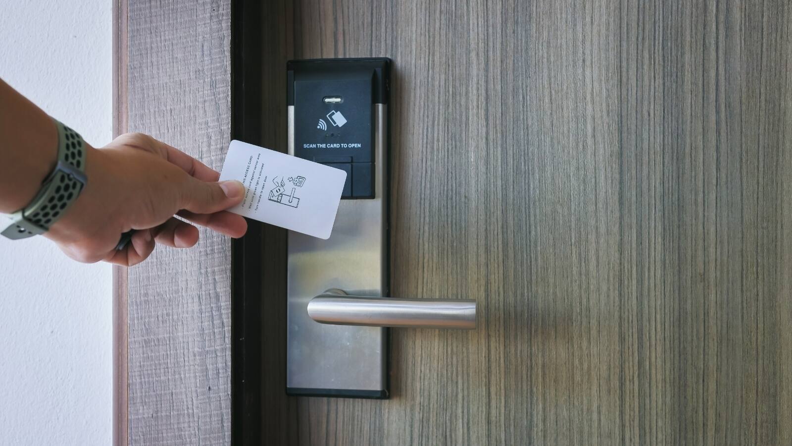 Booked A Hotel Online? Never Skip These 7 Checks After Reaching Your Room